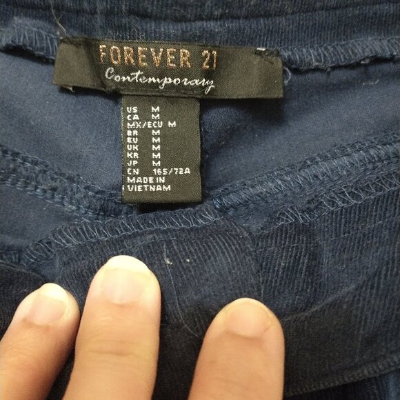 FOREVER 21 NAVY BLUE CORDUROY STRAIGHT LEG PANTS WITH A BUTTON FLY - Picture 3 of 3